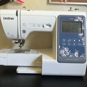 Brother SE630 embroidery machine